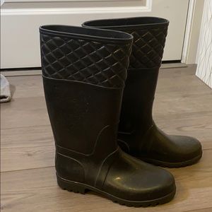 Argentinian black rain boots